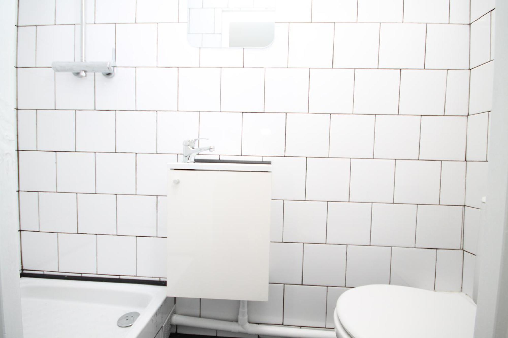 08 - Chambre Proche Paris Et Transports Avec Tv Wifi Saint-Denis  Zewnętrze zdjęcie